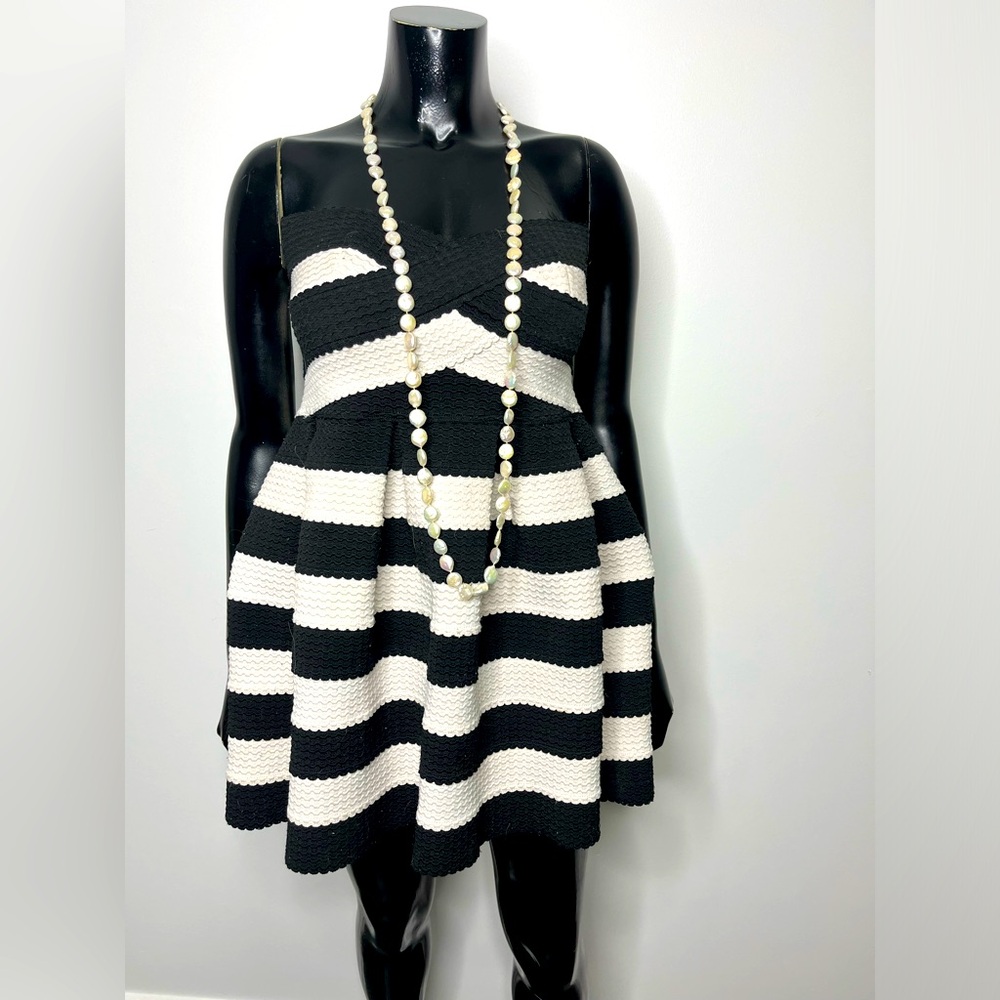 Sans Souci Dress